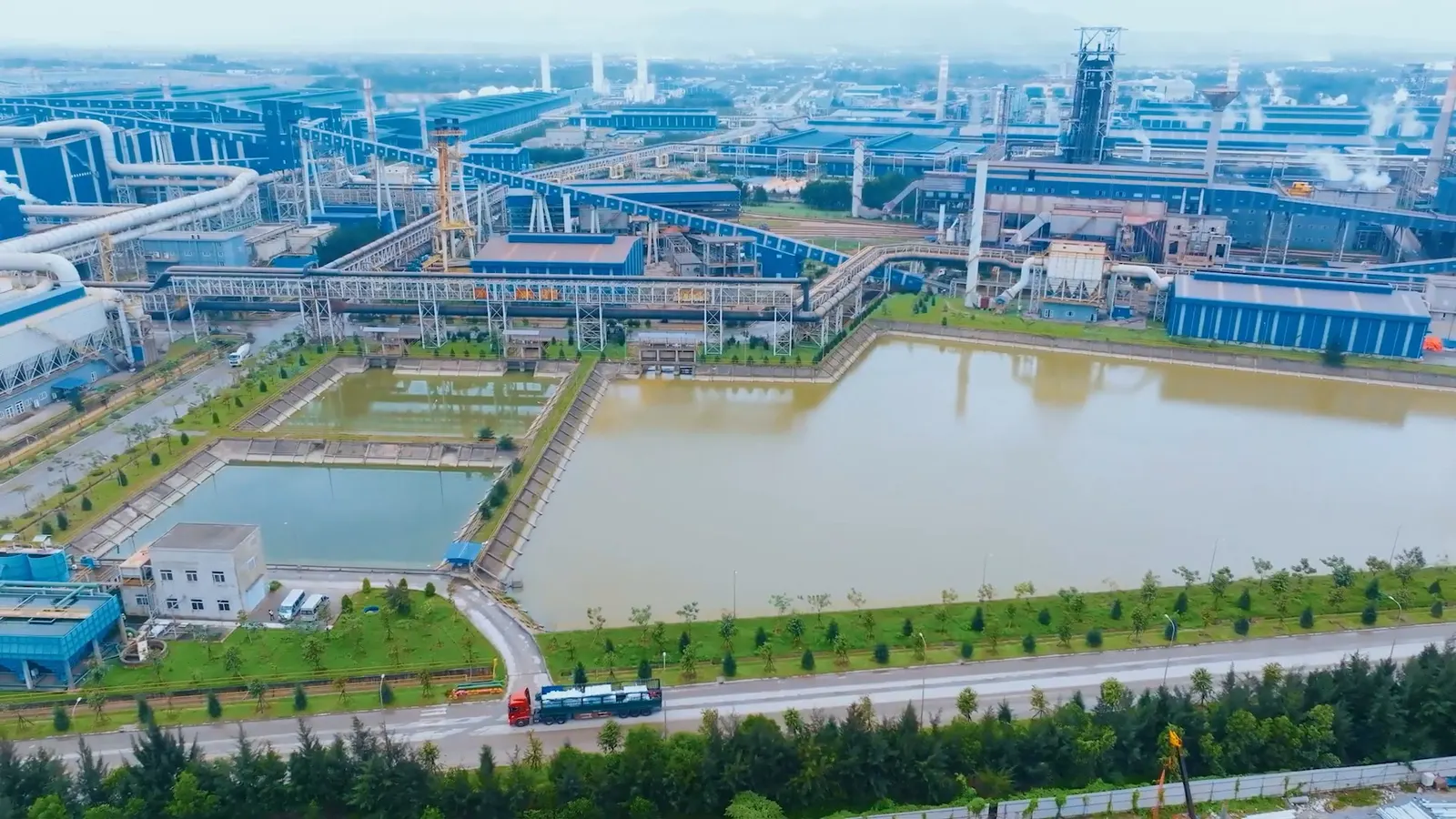Khu liên hợp Gang thép Hòa Phát Dung Quất — Quảng Ngãi